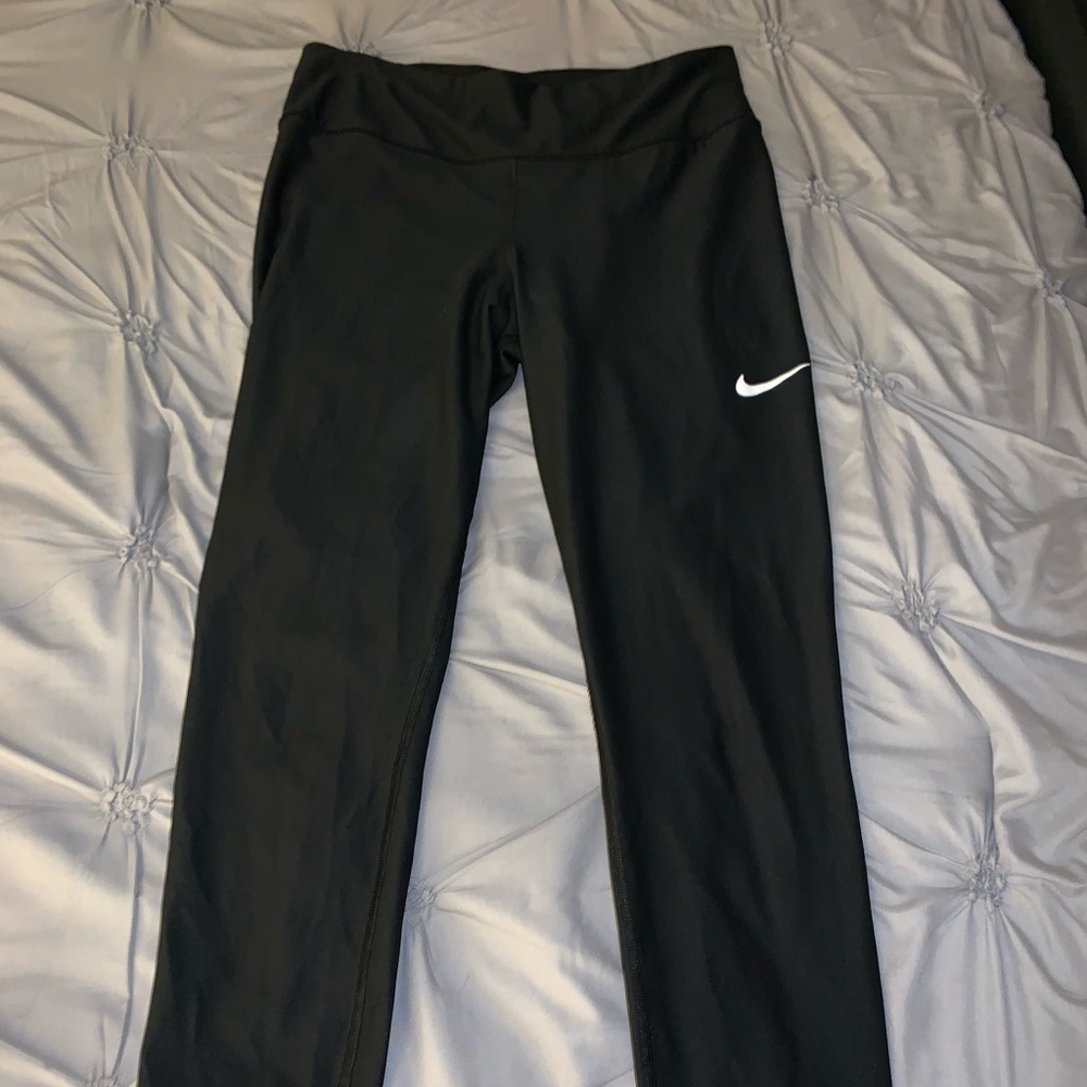 Black nike dry fit leggings